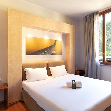 B&B Hotel Malpensa Lago Maggiore Vergiate Exterior foto