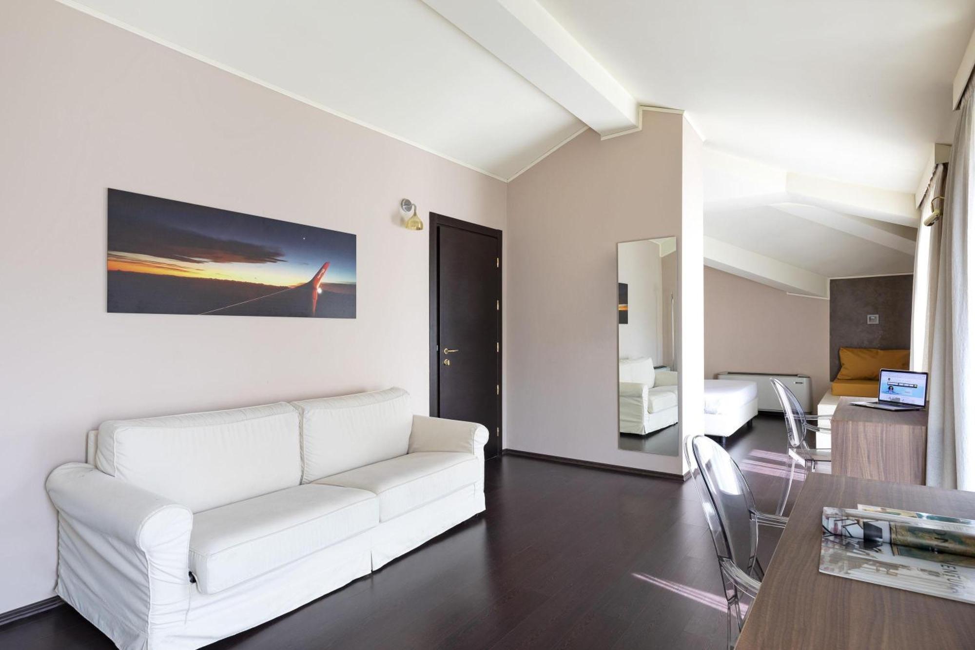 B&B Hotel Malpensa Lago Maggiore Vergiate Exterior foto