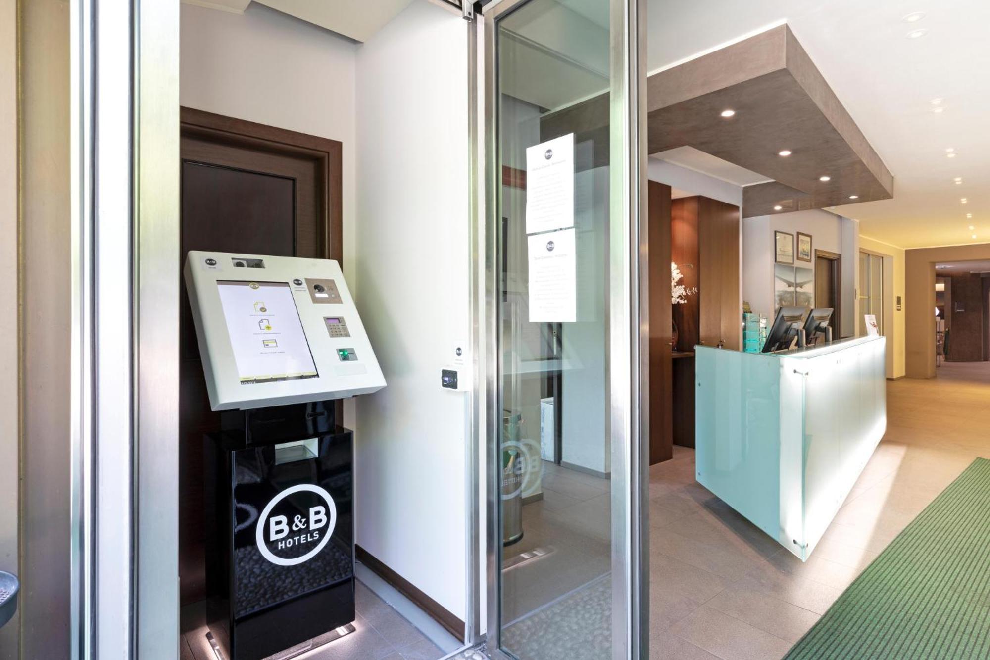 B&B Hotel Malpensa Lago Maggiore Vergiate Exterior foto